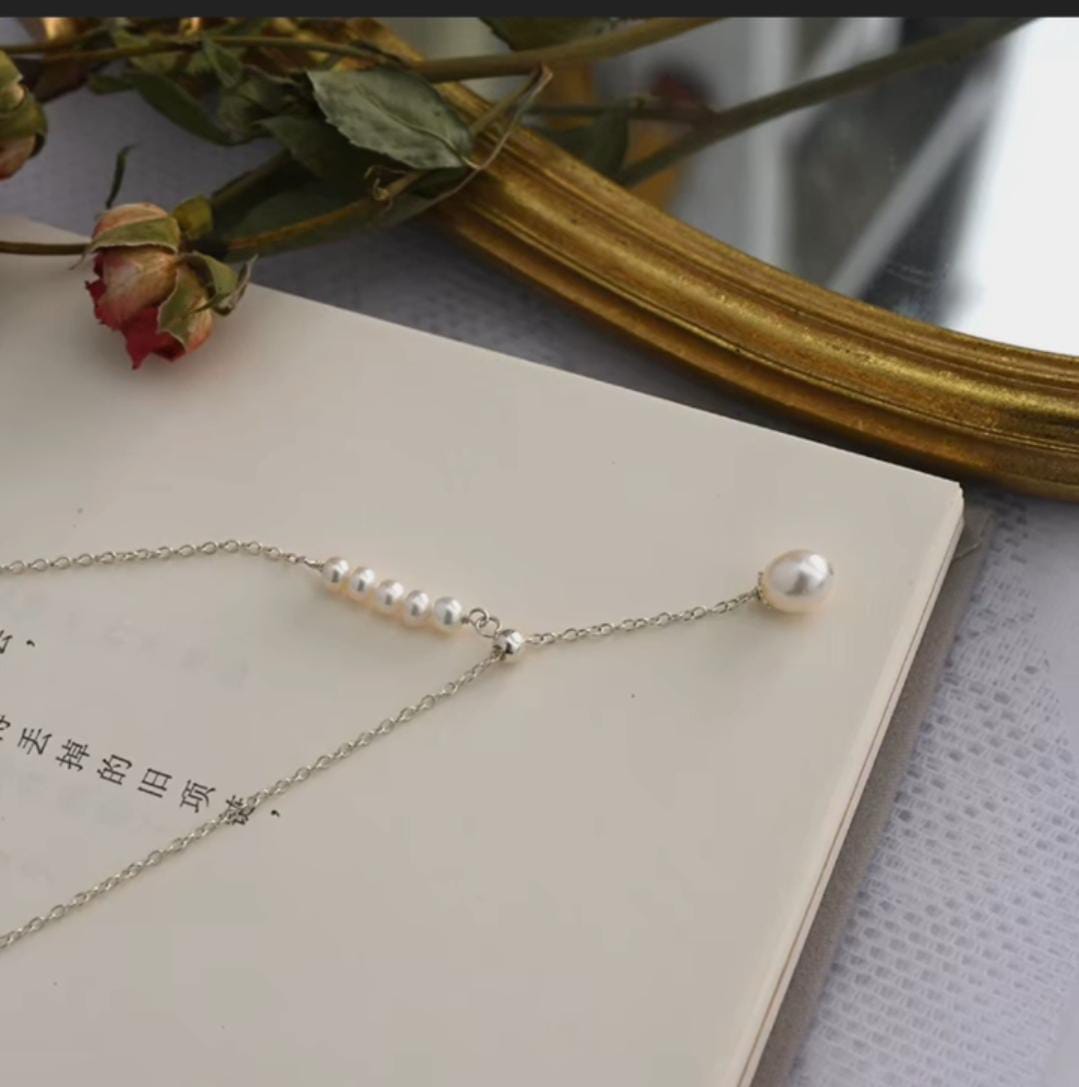 Elegant Pearl Necklace